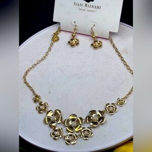 Isaac Mizrahi Gold Tone Floral Necklace & Earring Set 14-17 inch approx